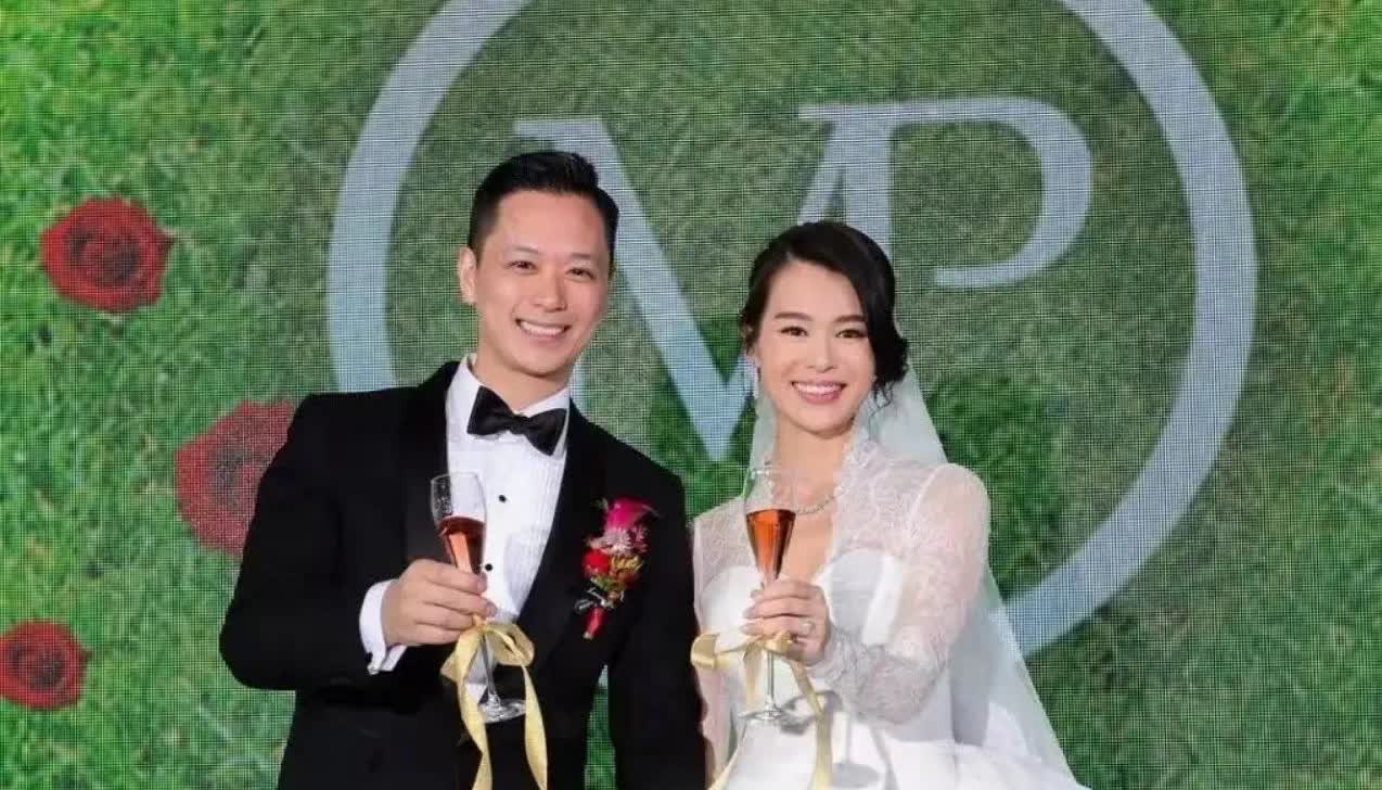 杨幂那句
“结果都那样”的含金量还在上升
45岁的胡杏儿，这命运也太捉弄人了