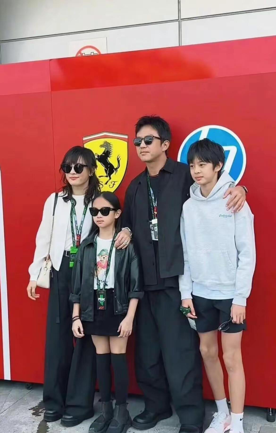 最近孙俪这移民传闻可越传越邪乎！
娱乐圈向来就热闹，孙俪一直也很低调。当年《甄嬛