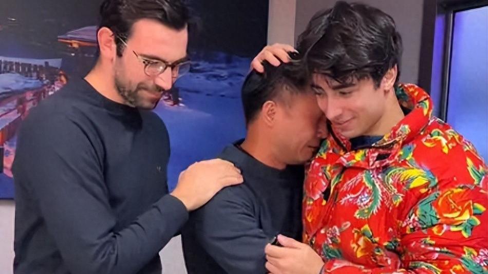 两个老外和一位海南司机，从海南开到哈尔滨，4000公里奇妙之旅！