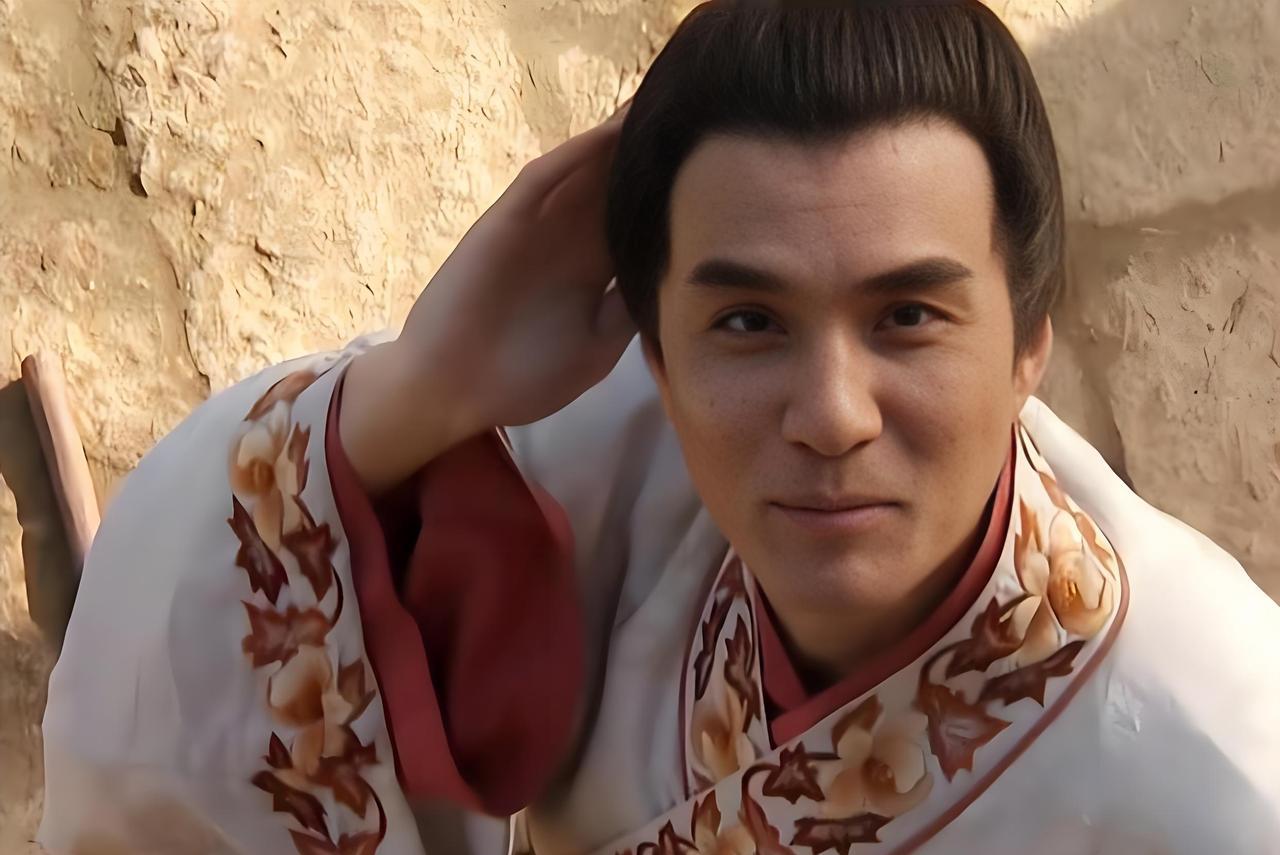 西门庆，为什么姓“西门”？说出来也许你不信，这取自严世蕃的字——“东楼”！
说到