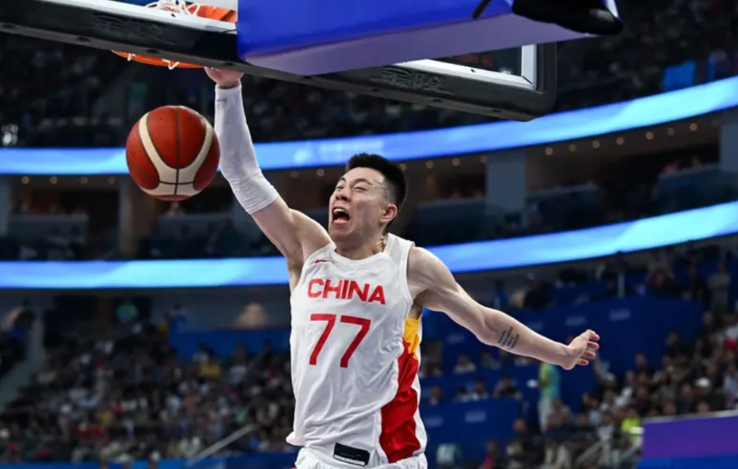 国家队已经没有张镇麟的位置了，王俊杰的崛起，看到了中国男篮的锋线的希望，能突能投