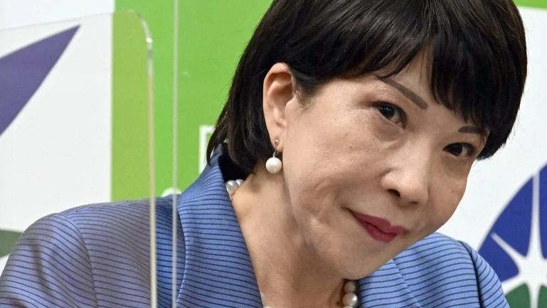 高市早苗街头演说情绪失控落泪，被批“廉价的眼泪”