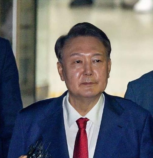 尹锡悦又被抓了，这回可能真完了











啥？尹锡悦又进去了？上次进