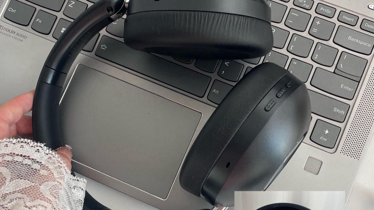 哪款头戴式耳机性价比比较高？百元高性价比推荐