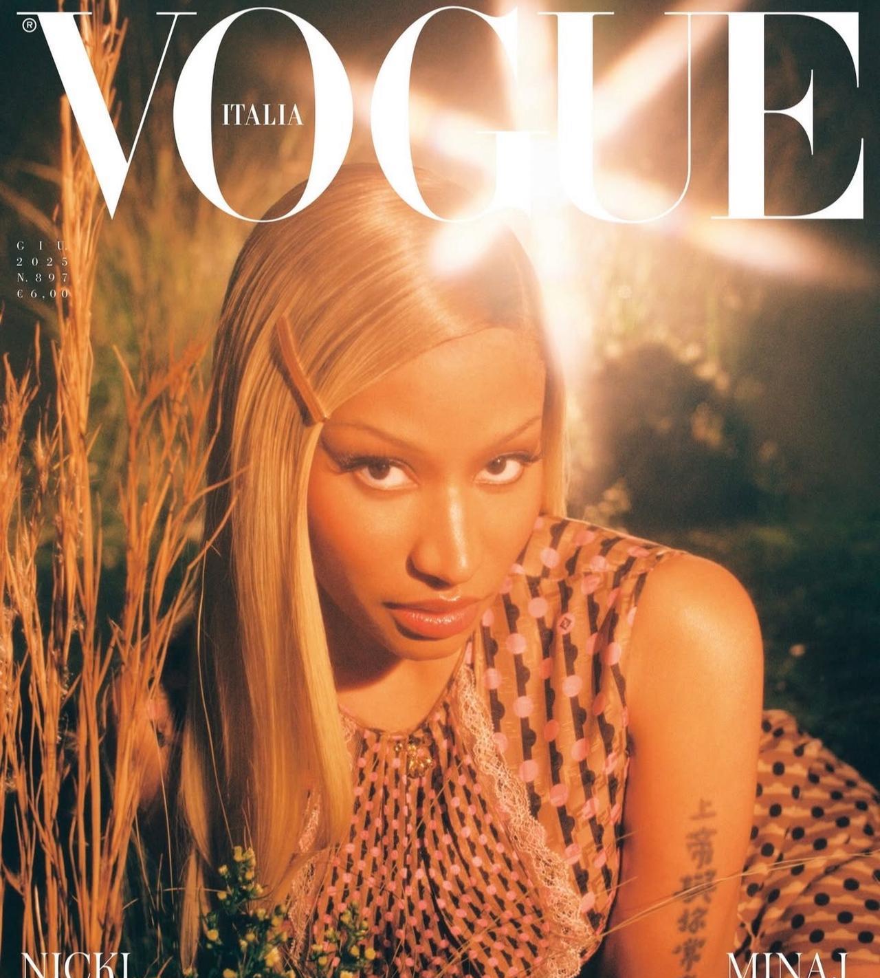 麻辣鸡Nicki Minaj再度席卷全球时尚界，登上2025年6月的意大利版《V
