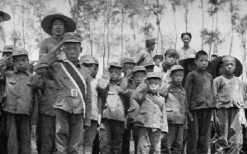 1941年，日军把渊子涯村给包围了，企图进行大规模屠杀，但312名村民不屈不挠，