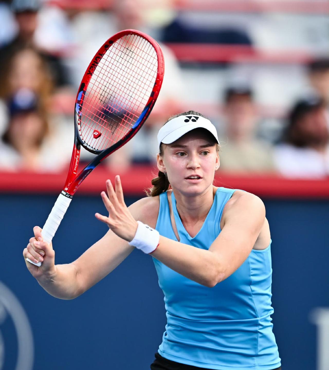 WTA1000蒙特利尔站1/4决赛，9号种子莱巴金娜在6-1 /2-1领先时，对