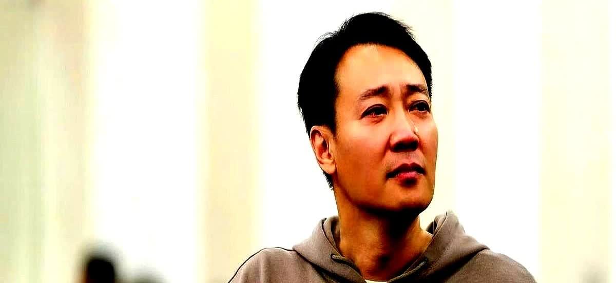 你们发现没，辛柏青有一个非常严重的问题，可能连朱媛媛都没有察觉到，那就是他实在太