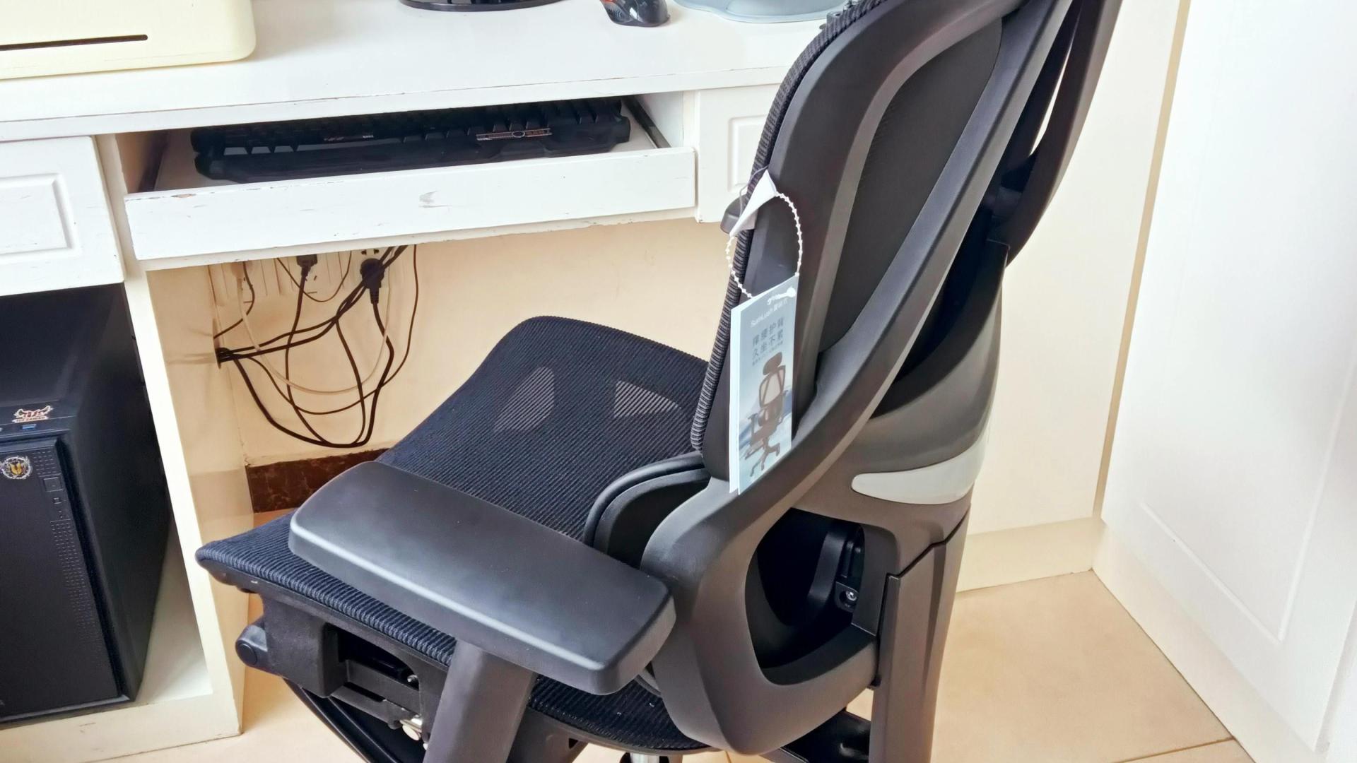 久坐人群速看：夏草木Fit2人体工学椅，久坐真的一点也不累