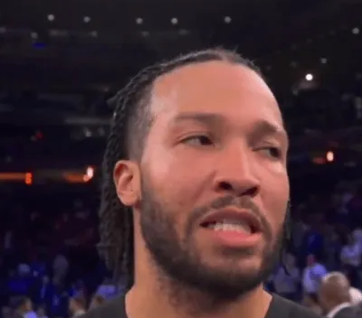 昨日NBA杯小组赛：尼克斯vs雄鹿的比赛已经结束，尼克斯118-109击败雄鹿。