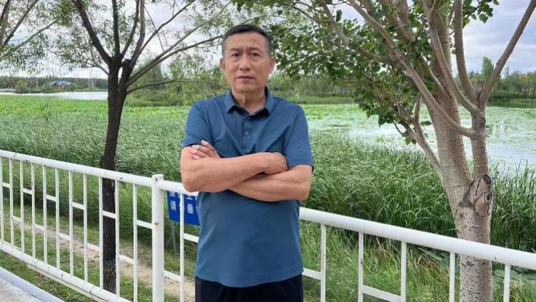 艺术家张国富——《盛世华诞》2025年喜迎国庆名家邀请展