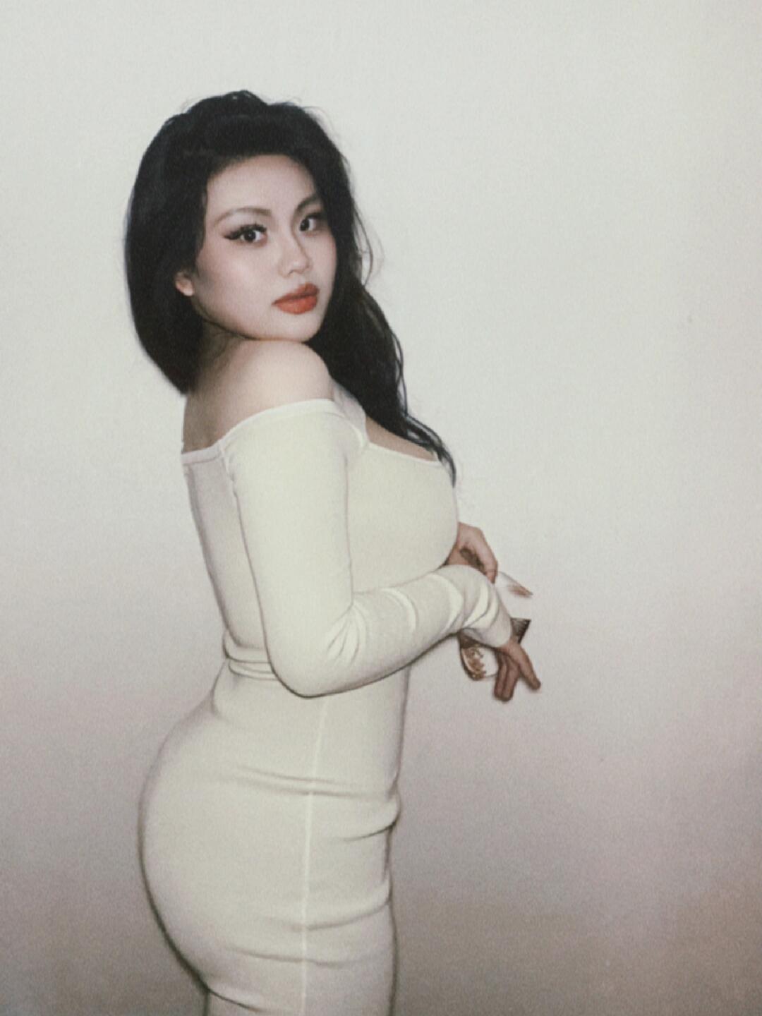 温柔大姐姐一组老照片 朋友们这组眼熟吗