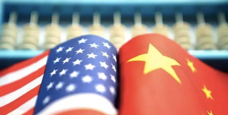 看来美国人还是察觉了，他们说中国不是不当大哥，而是想“挟美国以令天下”。
中国的