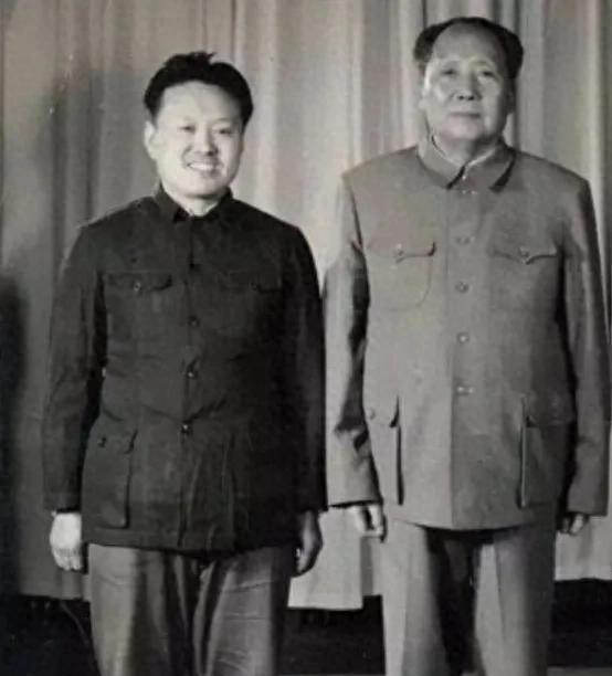 70年代后，毛主席为何不再吃辣？程汝明直言：医生才没那么大本事
“1972年9月