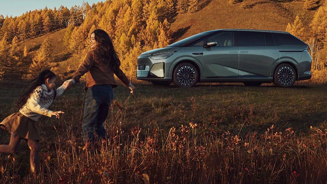 小鹏超级增程：大电池+大油箱，服务全球用户！