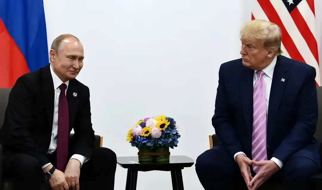 中美局势频频释放缓和信号，俄欧局势变化太快，中方电话坚决压着不打。



近期，