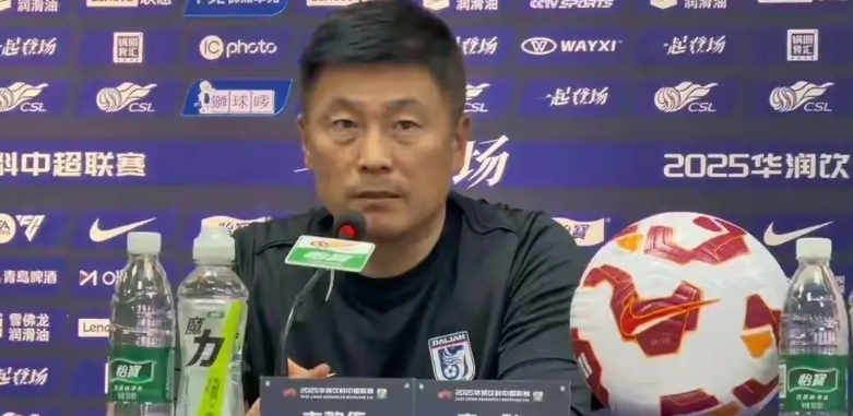 李国旭可惜了，败给邵佳一，实属没有名气

如果不是这次国足选帅，很多人可能都不认