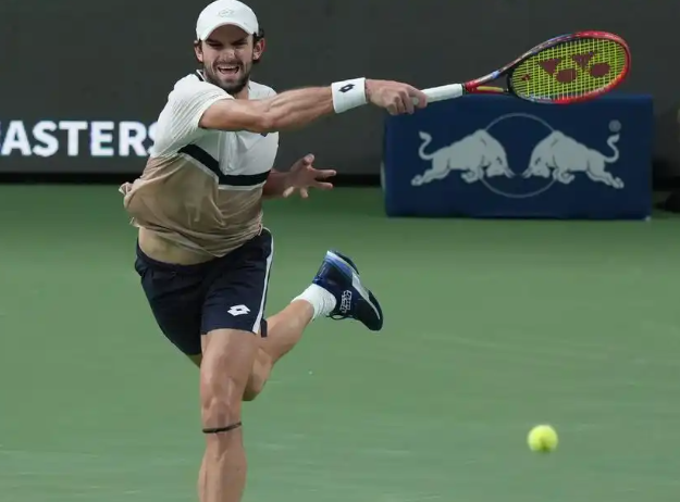 从无名之辈到一“站”成名，北京时间10月12日，ATP1000上海大师赛决赛，世