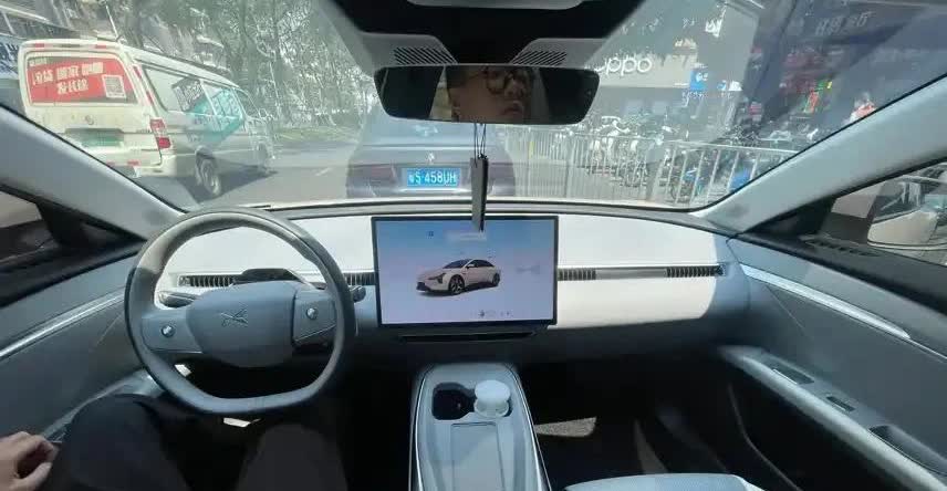 真后悔啊！

后悔没早点换电车！[我想静静]以前每月加油至少要花1500块，