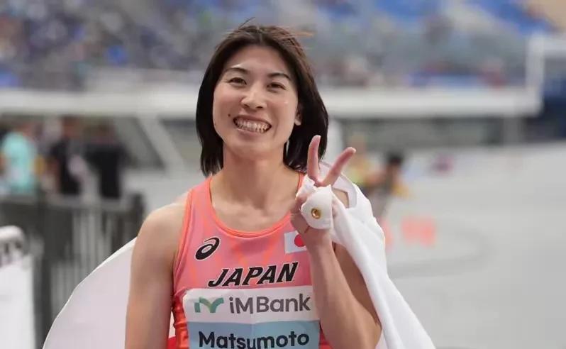 亚洲田径锦标赛今天进行了男女400米决赛，卡塔尔选手夺冠。



男子400米决