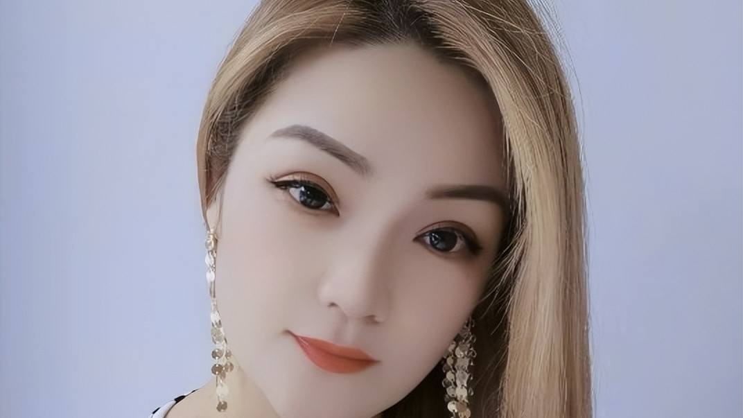 河北美女朱兰去世！年仅43岁，发现时身体僵硬，嘴里啃着半截甘蔗