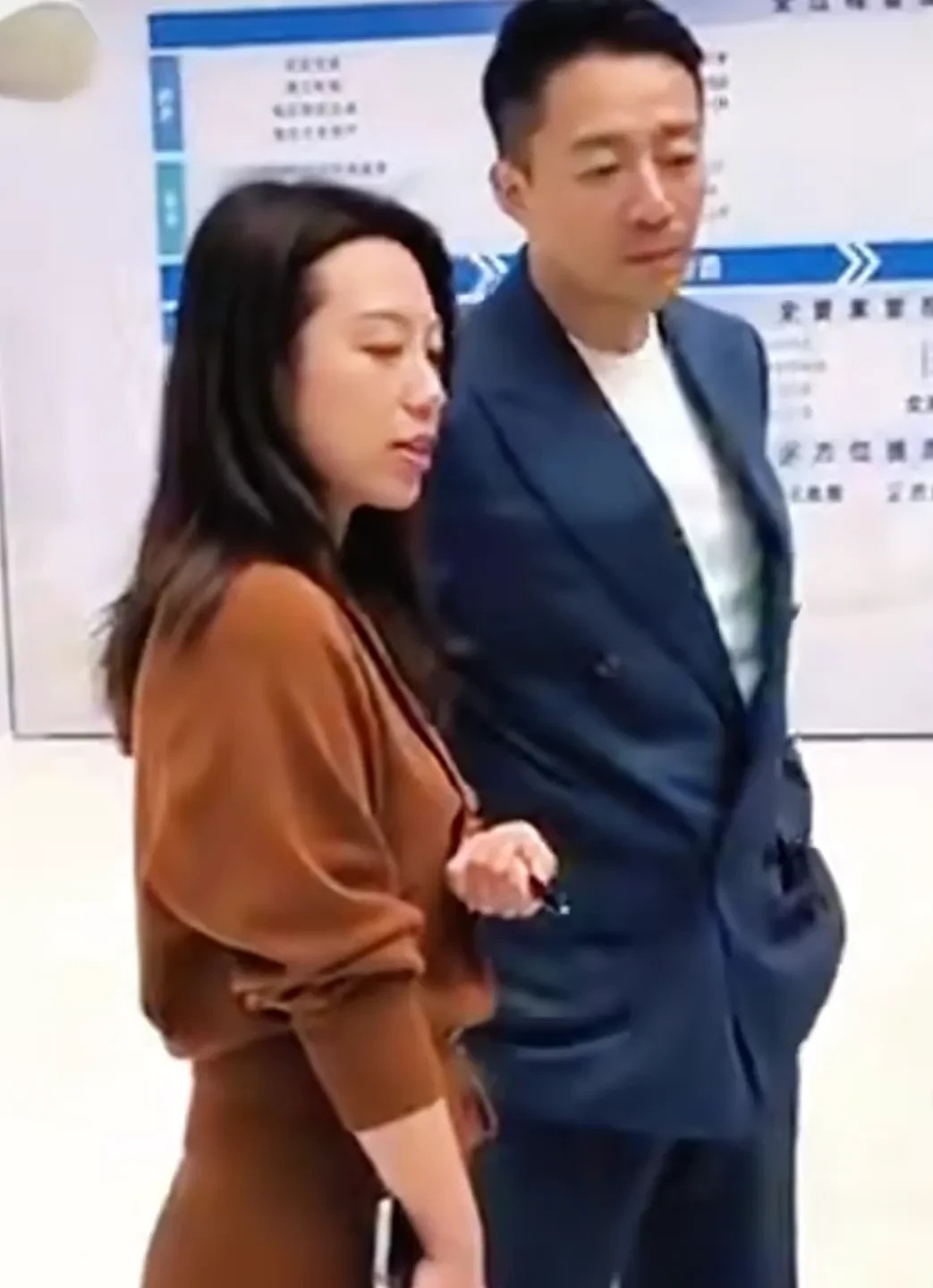 大S汪小菲马伊琍现状











我的天哪！你们有没有发现，汪小菲自从
