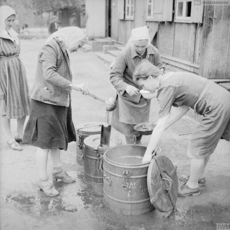 早，恰饭冇？(1945的德国)