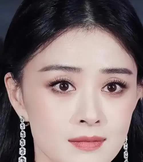 42岁的蒋欣，演艺路上获奖“颗粒无收”，令人惋惜。但此次白玉兰奖，虽未让她折桂，