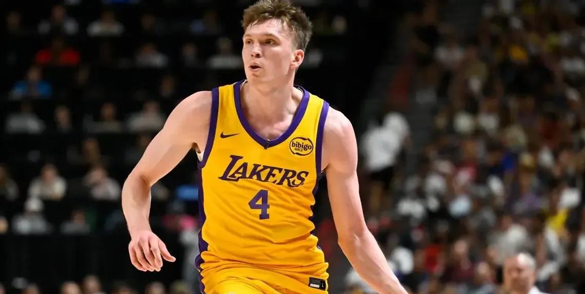 NBA情报局7月22日讯   湖人新秀克内克特最近有点烦！NBA知名记者Jova
