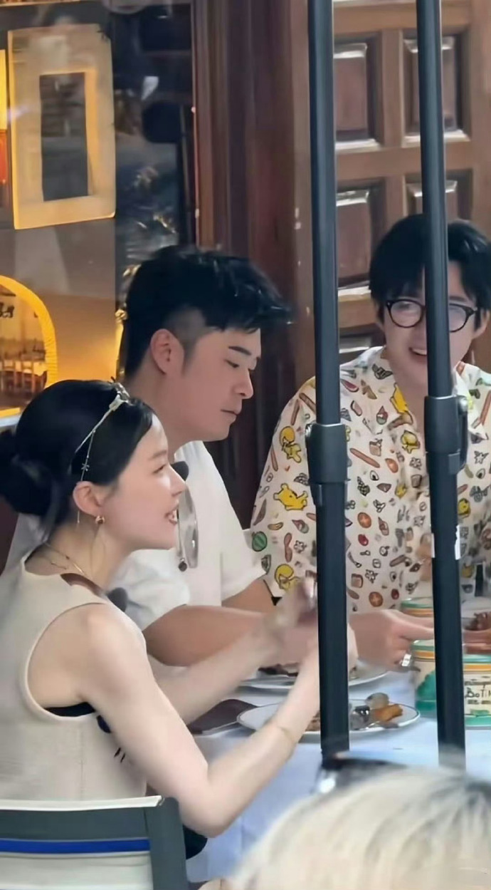 金靖：不要怀疑任何一张能进娱乐圈的脸