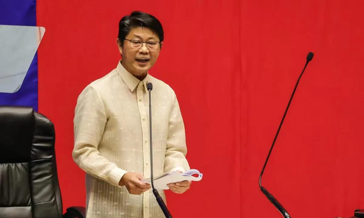 新众议长迪伊苦不堪言！
接手了原众议长罗穆亚尔德斯的烂摊子，6日，迪伊坦言民众对