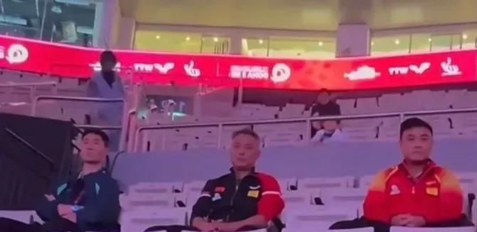 多哈世乒赛这可是升国旗奏国歌的三大赛之一，可不是被网友看不上的WTT商业赛，夺冠
