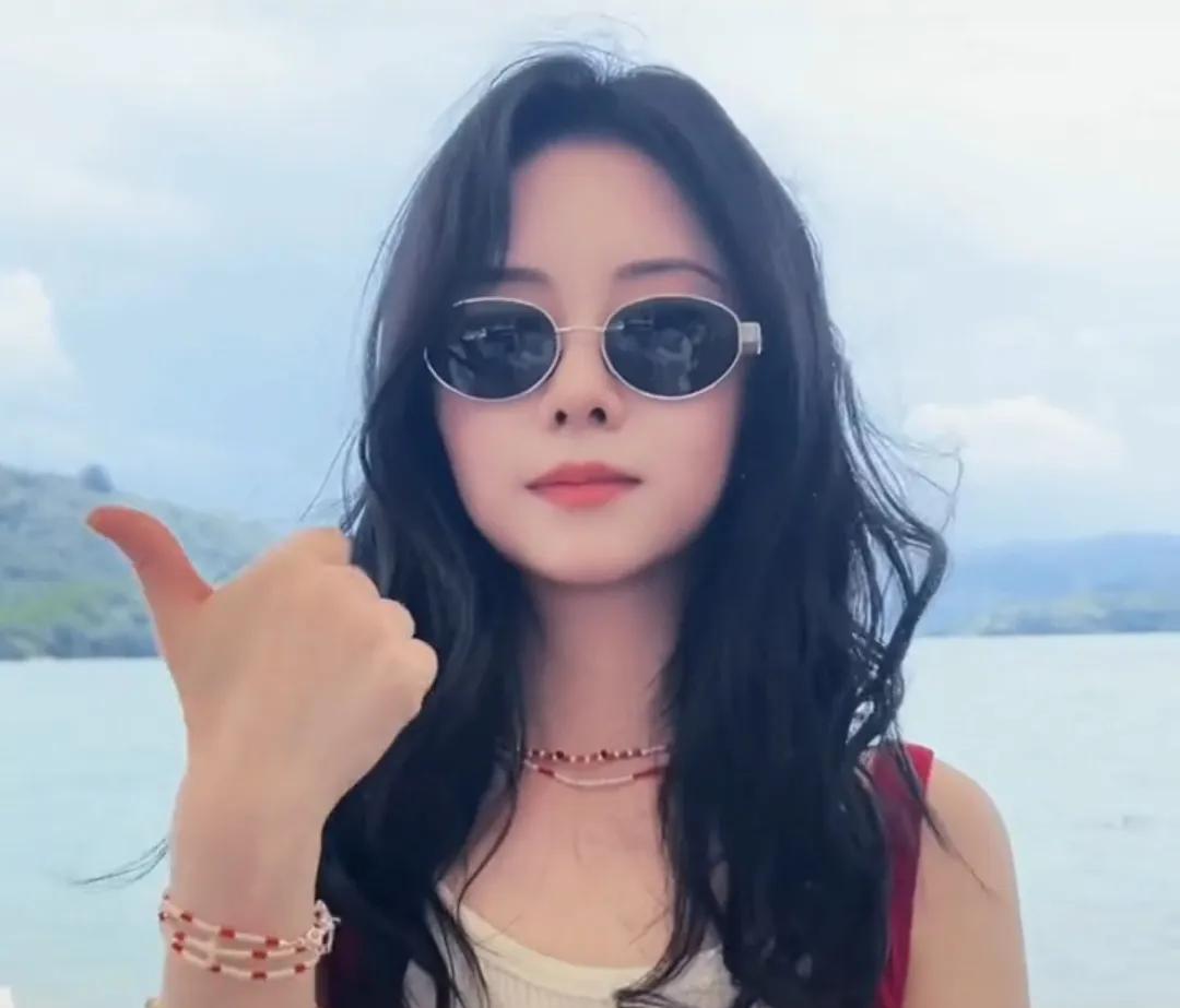 谭松韵除了《以家人之名》，《再见李可乐》还有什么剧，太爱了 遥不可及的爱，触碰不