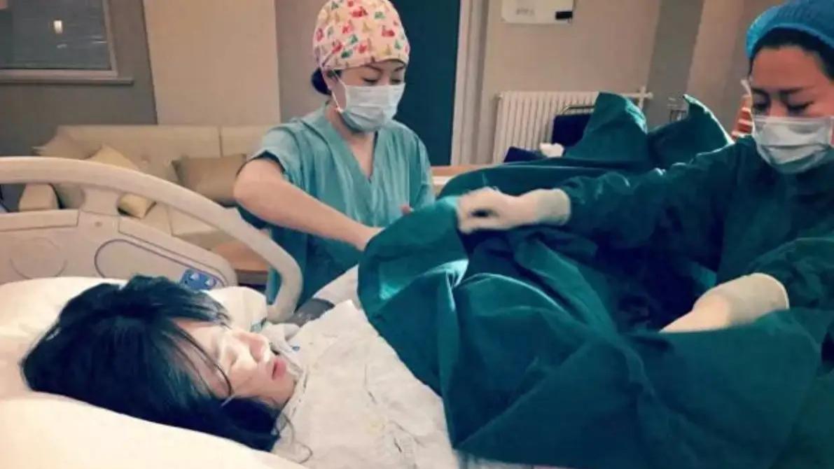 国家医保局：力争明年实现全国生娃基本不花钱