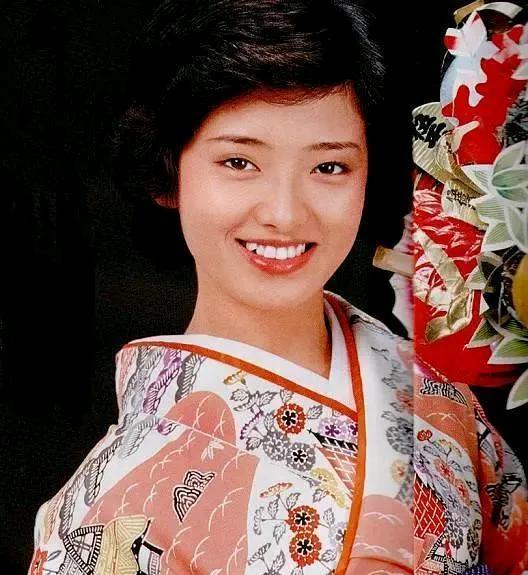 山口百惠[赞][赞]一代传奇[锦鲤到来][锦鲤到来]