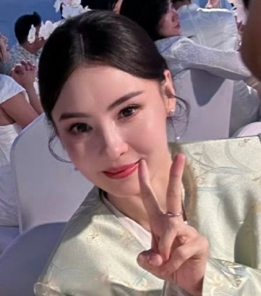 #没认出张柏芝#
还是那句话，就算是天仙，看久了也会审美疲劳。何况人都会随着年龄