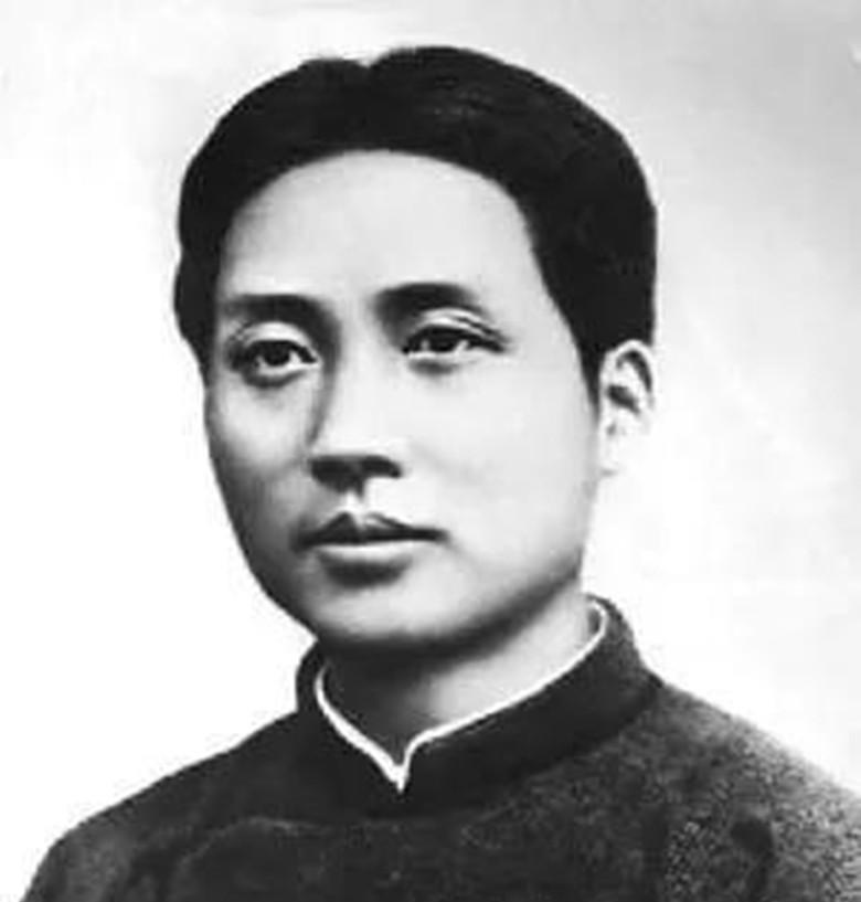 符定一首见毛泽东就称奇才，回乡探亲作出预言：他的前途在我之上
“润之，你真的下定