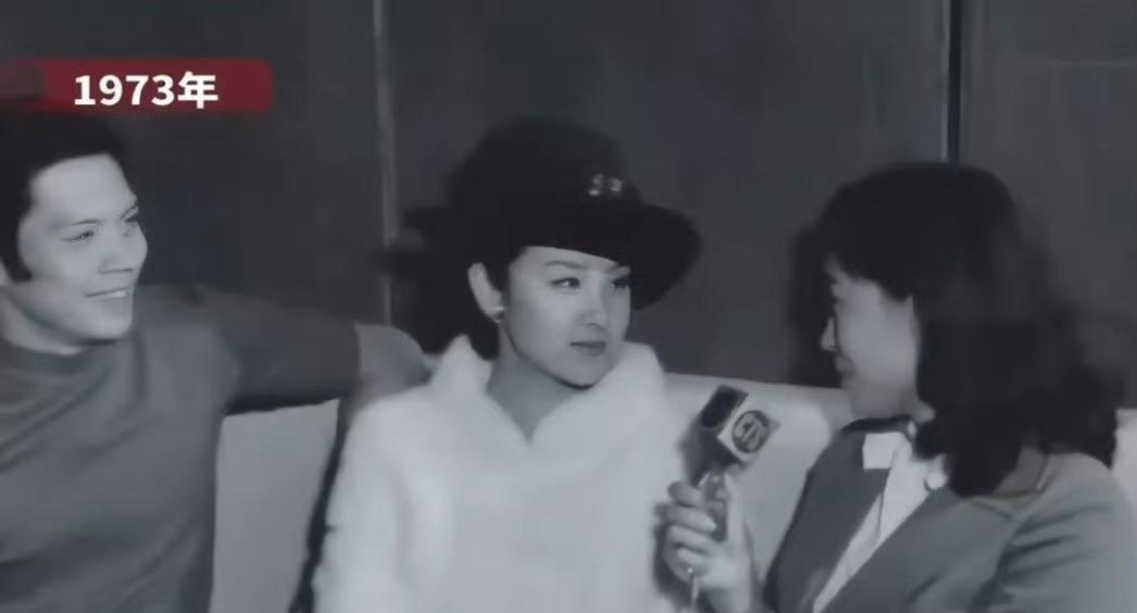 她是“第一任琼瑶女郎”，她的美是纯净的美，一颦一笑都甜美可人！林青霞对她都赞不绝