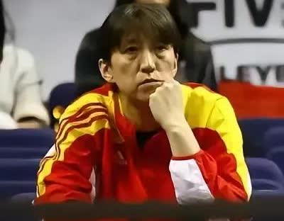 赖亚文也乱了方寸？
刚才看了一个网友的文章 
居然说董禹含也要送到U21
