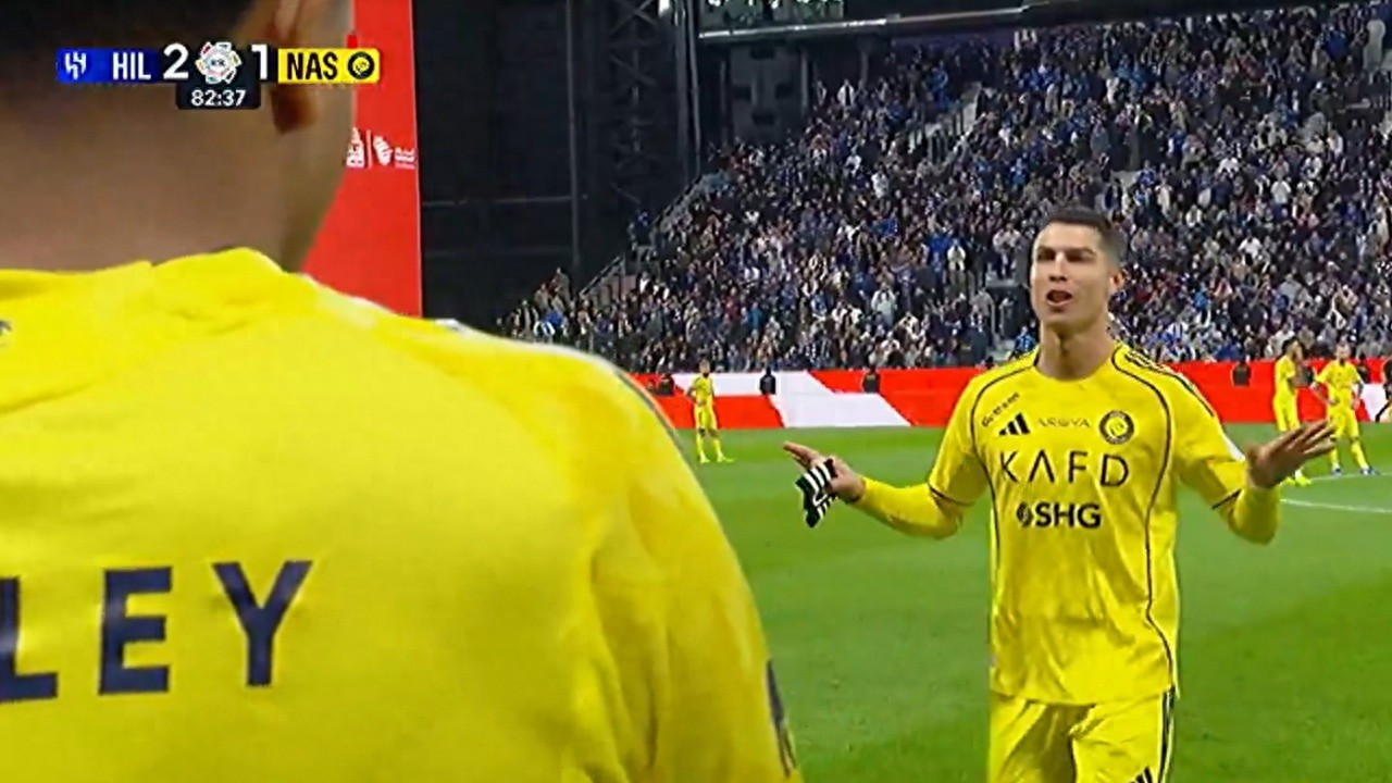 C罗非关键先生 利雅得胜利4轮丢11分=丢冠 崩盘原因有2个