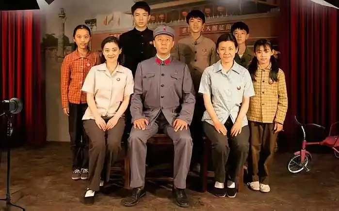 父母爱情就是一个会嫁的女人，有能耐的老公解决全家就业