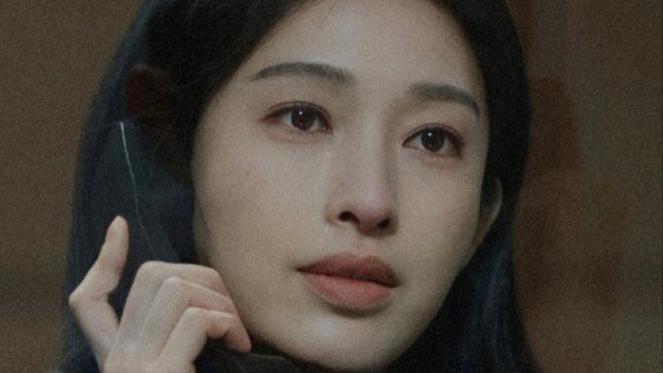 张俪“凶”到让人回避？蛇系恶女气场杀疯，网友：建议带避险提示