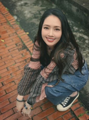 向太说现在把郭碧婷当女儿，把向佐当女婿，向太为人非常豁达，这不是一般人能做到的，
