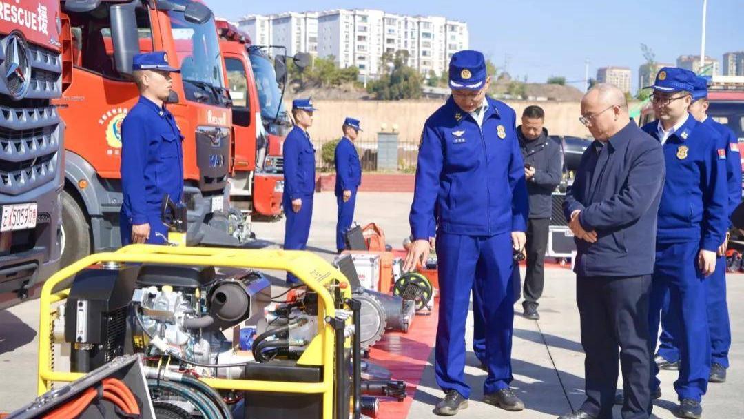 情系职工 暖心相伴 昆明市总工会开展走访慰问活动