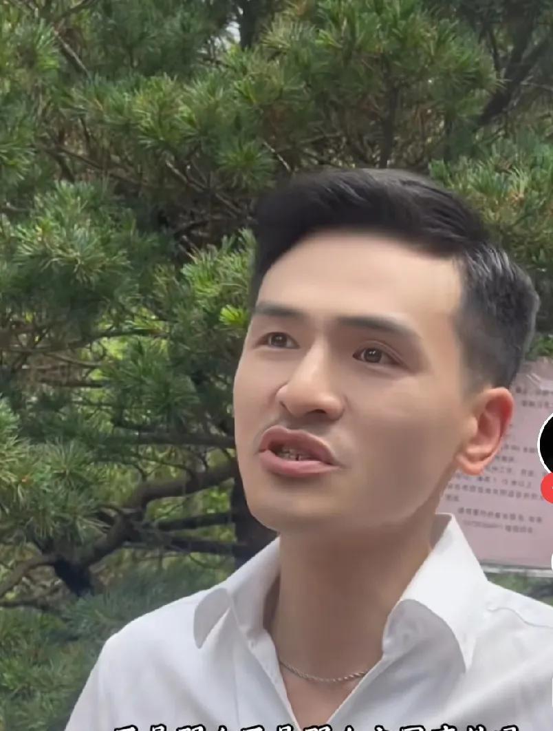 就好比，他买不起饭吃，在人家饭店门口，破口大骂，骂人家贪财，并且号召所有人吃饭不
