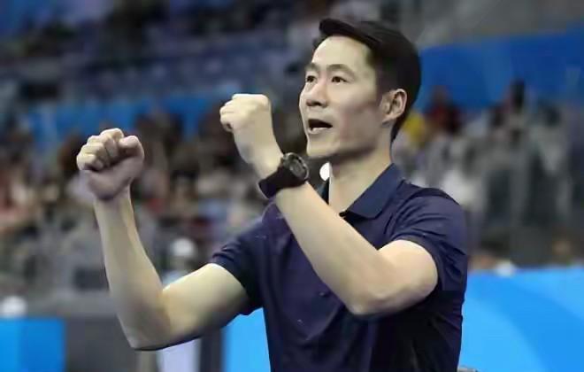 王励勤这波操作太狠了！上任48小时直接砍掉林高远的欧洲联赛行程，逼他闭关备战世乒