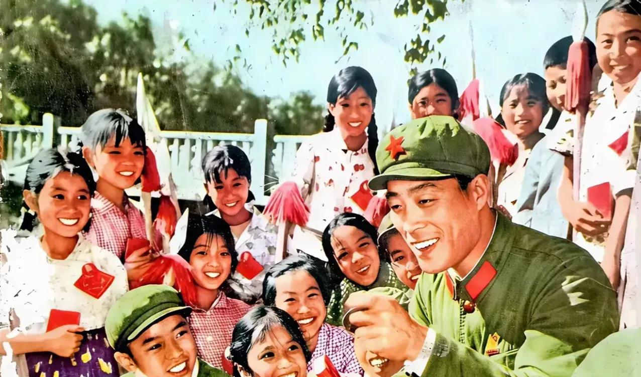 孙玉国给青少年讲珍宝岛自卫反击战的故事！追忆先辈的光辉历程，传承红色基因，发扬优