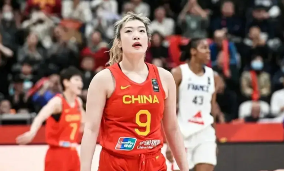 有一说一，中国女篮以下五位球员不可或缺。

1、李梦（前锋，29岁，四川女篮）