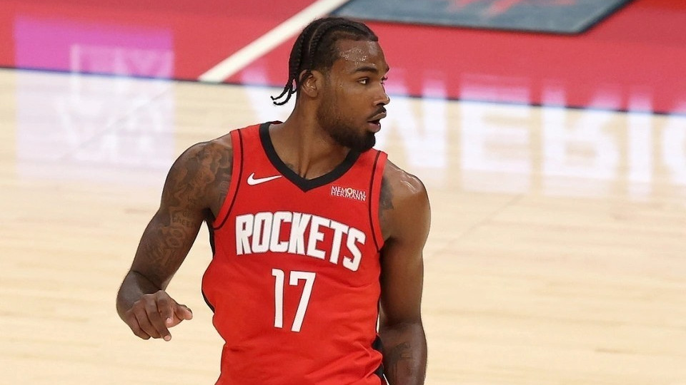 杜兰特抵达休斯顿，这才是挥汗训练，西蒙斯好好学一学