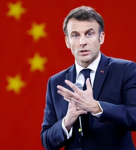 法国要向中国靠拢！主动要求九三大阅兵邀请函！
 
国际局势的风向，真的变了！谁能
